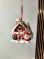 Kalėdinis eglutės žaisliukas su LED apšvietimu Namelis - Image 3