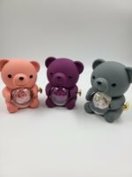 Meškutis su muilo rože ir suvenyru