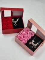 Dėžutė su muilo gėlėmis ir suvenyru - Image 3