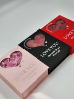 Vidutinė dėžutė su muilo gėlėmis ir suvenyru - Image 2