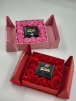 Didelė dėžutė su muilo gėlėmis ir suvenyru - Image 4